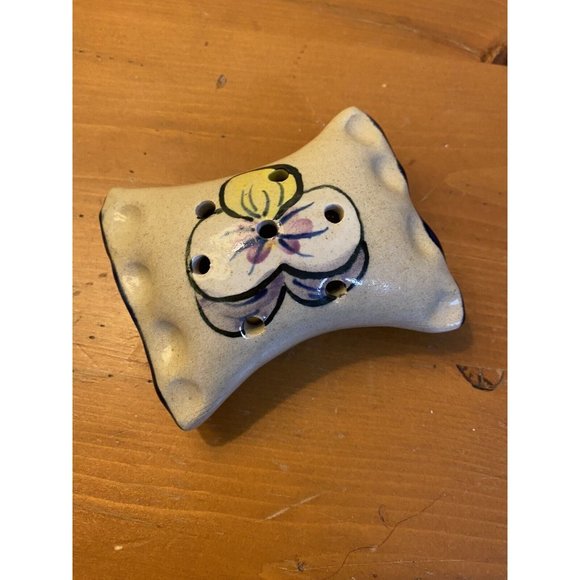 TB Pots Hand Painted Stoneware Pottery Art Flower Frog Pansy Pillow Vase - Picture 1 of 5